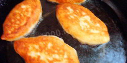 жареные постные дрожжевые пирожки на сухих дрожжах с капустой за 15 минут