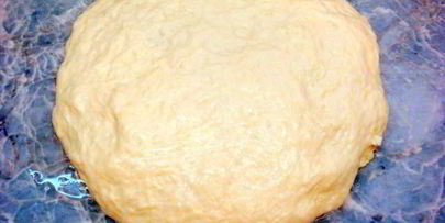 жареные постные дрожжевые пирожки на сухих дрожжах с капустой за 15 минут