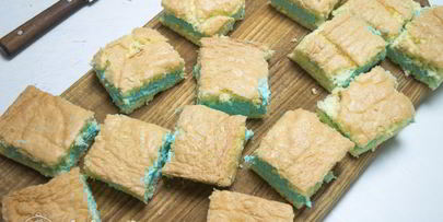 бисквитное пирожное со сливочным кремом