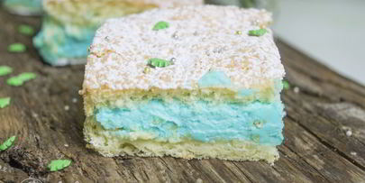 бисквитное пирожное со сливочным кремом