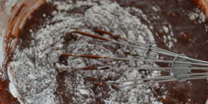 брауни с соленой карамелью