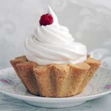 Рецепт Домашние пирожные Корзиночка с белковым кремом