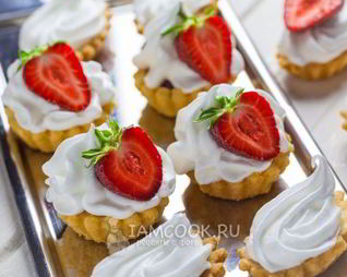 Клубничное пирожное