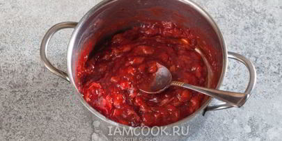 клубничное пирожное