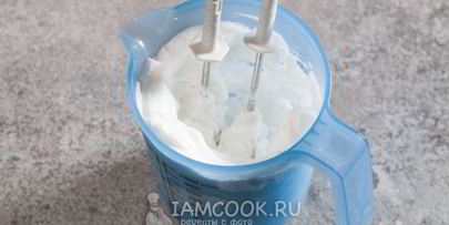 клубничное пирожное