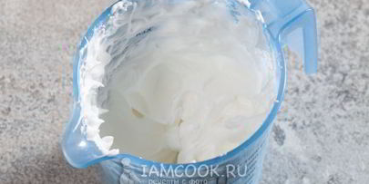 клубничное пирожное