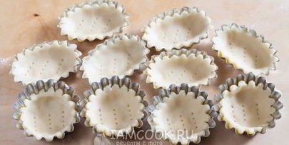 клубничное пирожное