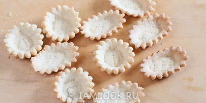 клубничное пирожное