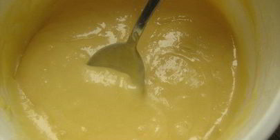 маленькие заварные пирожные с оригинальным баклажанным кремом