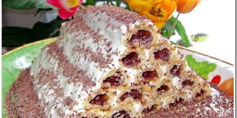 Рецепт медовые пирожные с вишнями