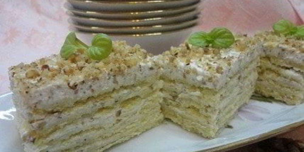 Рецепт песочное пирожное со сливочно-ореховым кремом