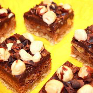 Пирожное Брауни трехслойное