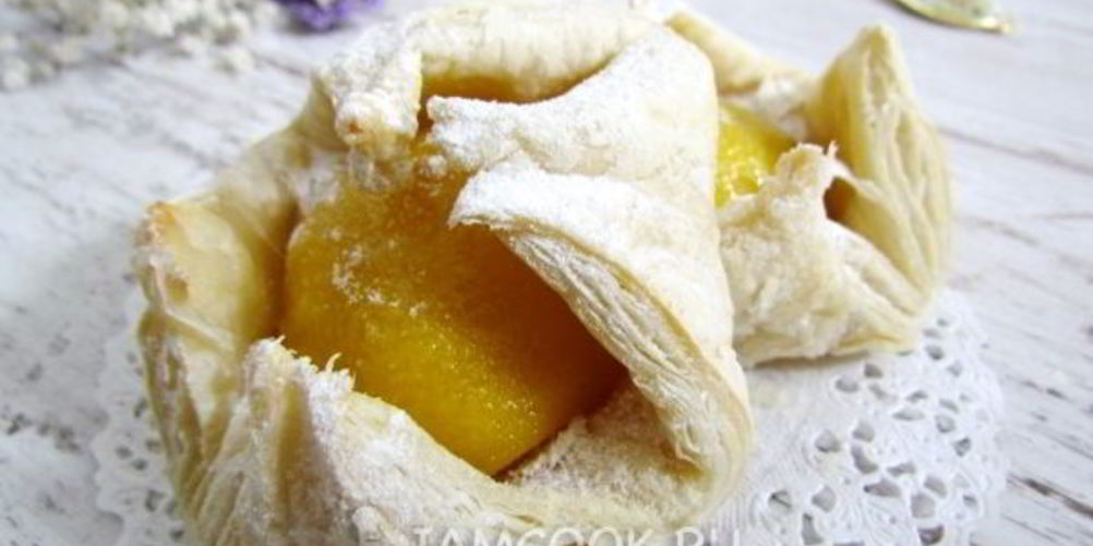 Рецепт пирожные из слоеного теста с персиками