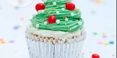 пирожные капкейки елочки