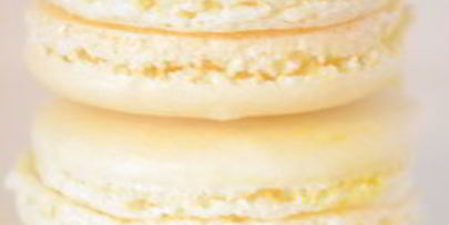 пирожные макароны на французской меренге