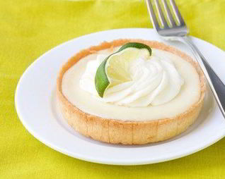 Пирожные с кремом из сгущенного молока и лаймов