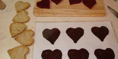 пирожные сердце для влюбленных