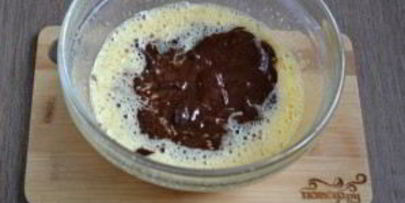 шоколадный брауни с вишней