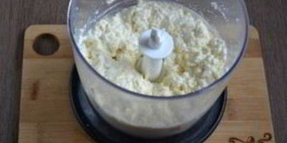 шоколадный брауни с вишней