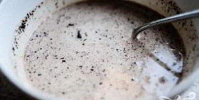 шоколадные пирожные в сливочной глазури