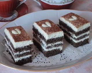 Шоколадные пирожные