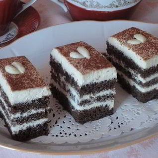 Шоколадные пирожные