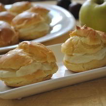 Рецепт Швейцарские заварные пирожные с яблочным кремом