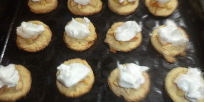 яблочные пирожные