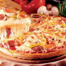 Рецепт Домашней пиццы с колбасой и оливками