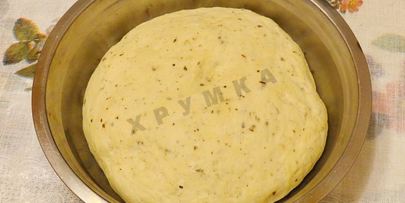 мясная пицца с мясом и грибами