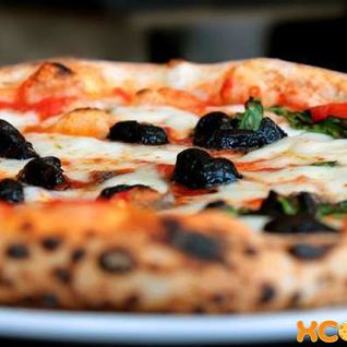 Неаполитанская пицца