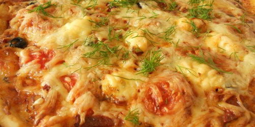 Рецепт пицца ассорти с перепелиными яйцами