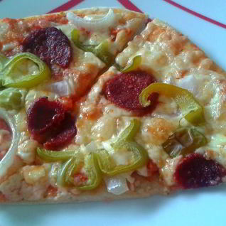 Пицца Домашняя с колбасой