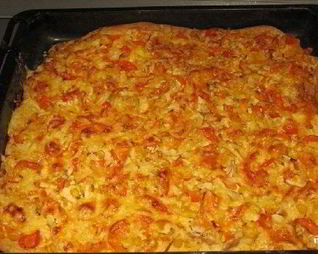 Пицца из слоеного бездрожжевого теста