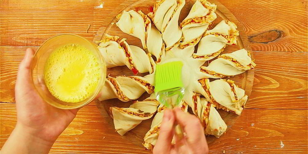 Рецепт пицца из слоеного теста