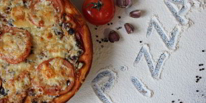 пицца на итальянском тесте