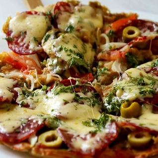 Пицца на сковороде за 10 минут без сметаны