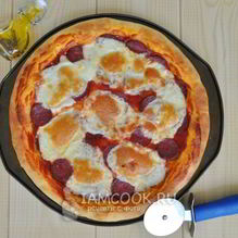 Рецепт Пицца пепперони с жаренной моцареллой