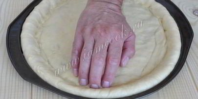 пицца пепперони с жаренной моцареллой