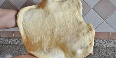 пицца пепперони с жаренной моцареллой