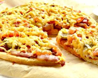 Пицца с беконом