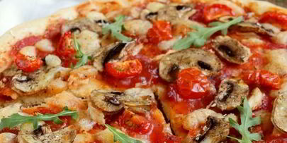 пицца с грибами и сыром