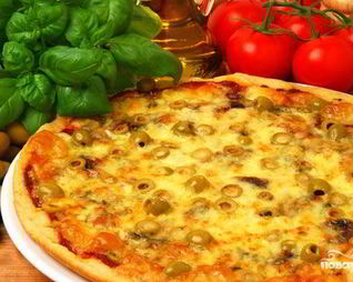 Пицца с морепродуктами в мультиварке