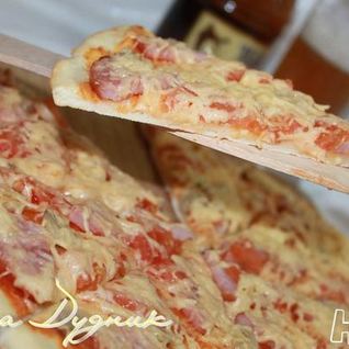 Пицца с ветчиной