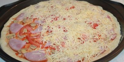 пицца с ветчиной