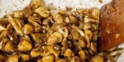 цельнозерновая пицца с шампиньонами и рикоттой