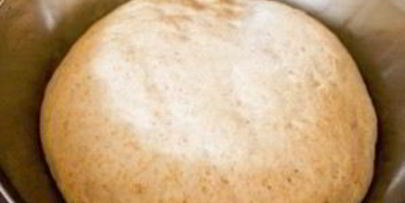 цельнозерновая пицца с шампиньонами и рикоттой