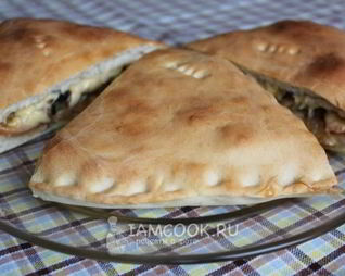 Закрытая пицца Кальцоне