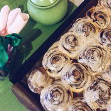 Рецепт Рулетики с корицей под сырной глазурью