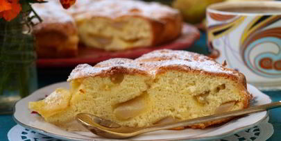 шарлотка с грушами